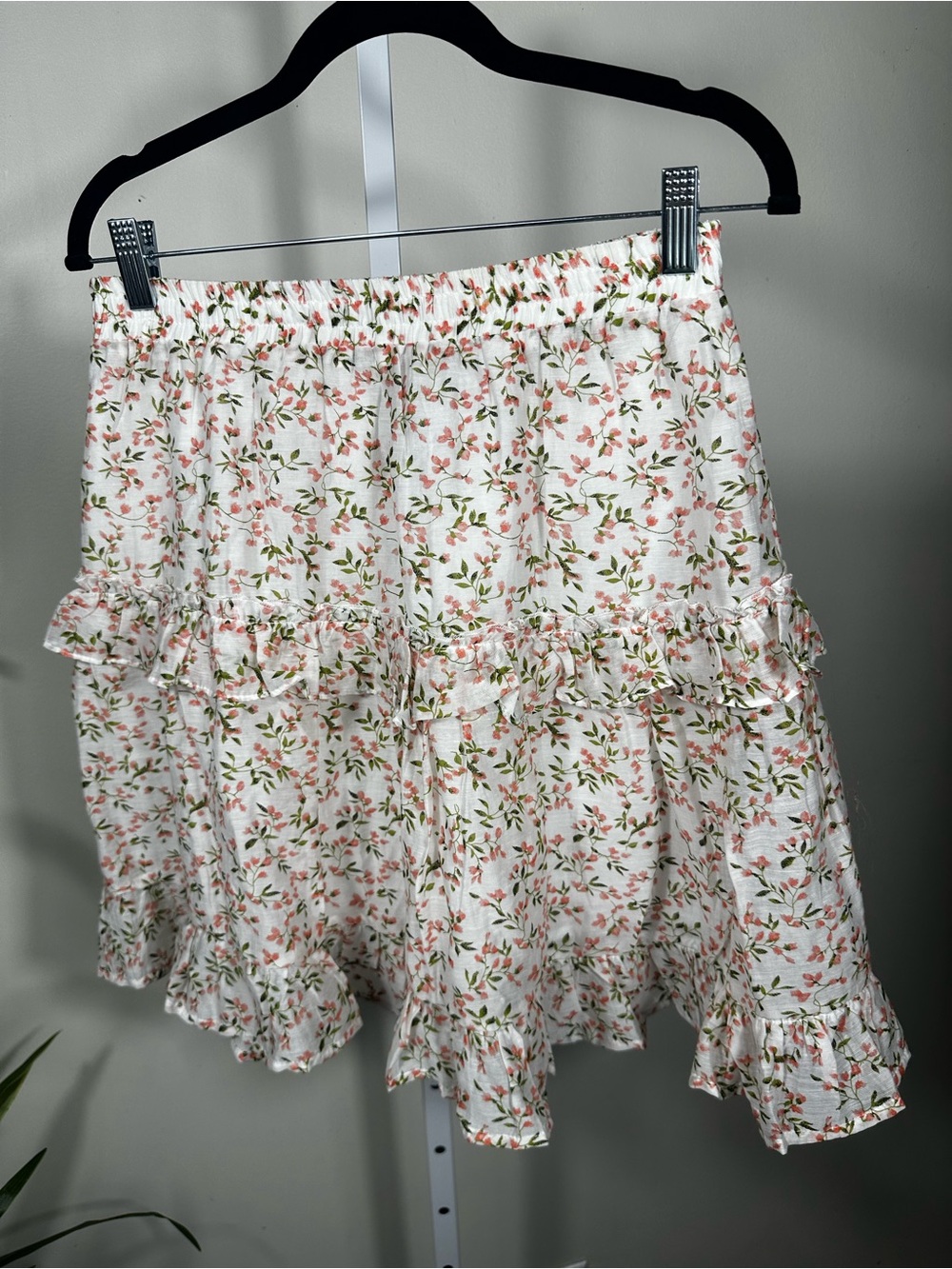 X405. Hayden Los Angeles Floral Ruffle Skirt Medium Tencel Linen Cottagecore